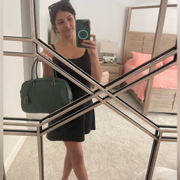 Beautiful Prada leather handbag - Picture 2 of 14